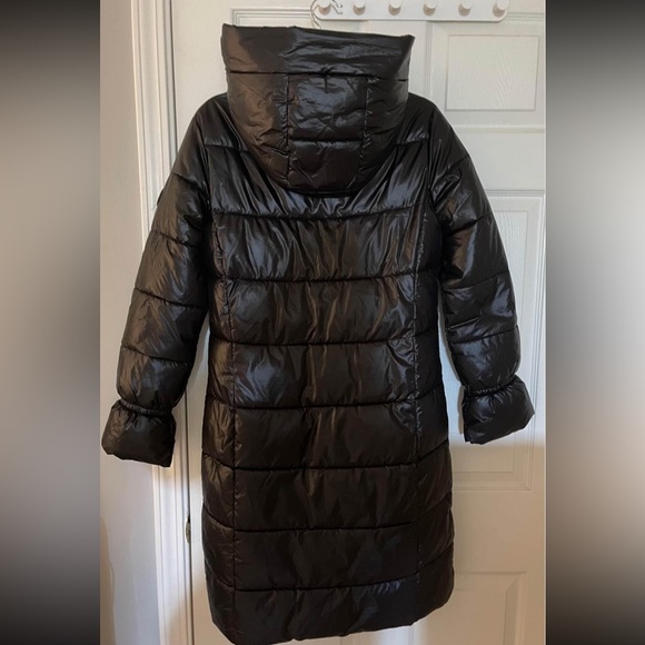 Long black puffer jacket - Picture 2 of 3
